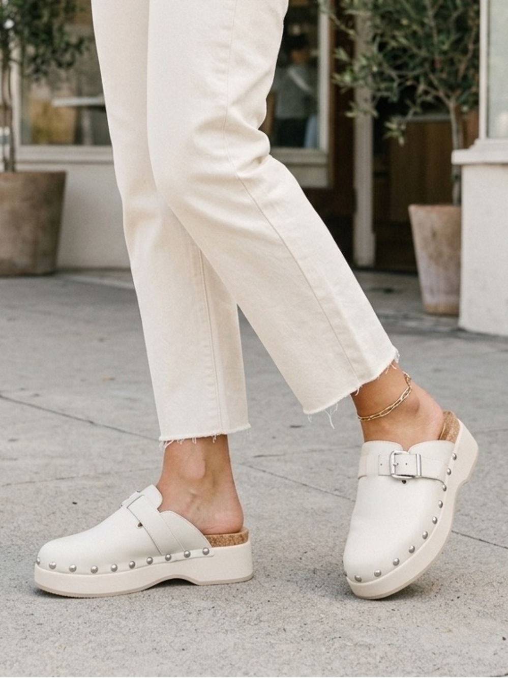 LMT: Dolce Vita Women's Yevan Buckled Studded Platform Clogs